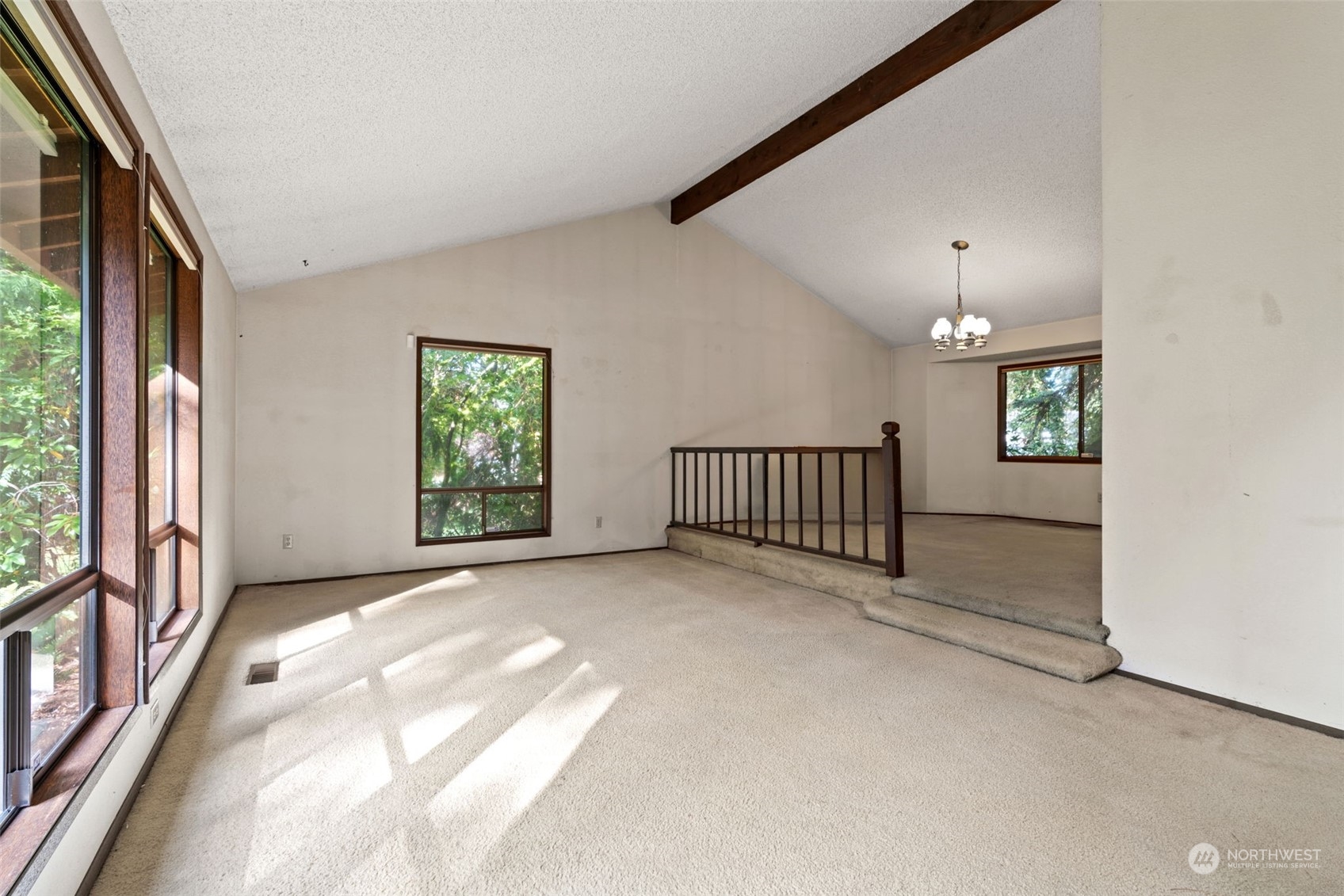 property viewer photo 8
