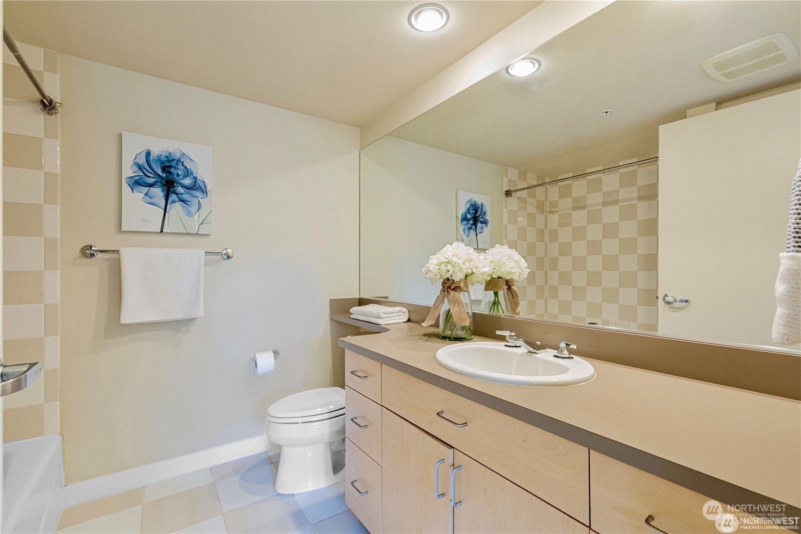property viewer photo 13