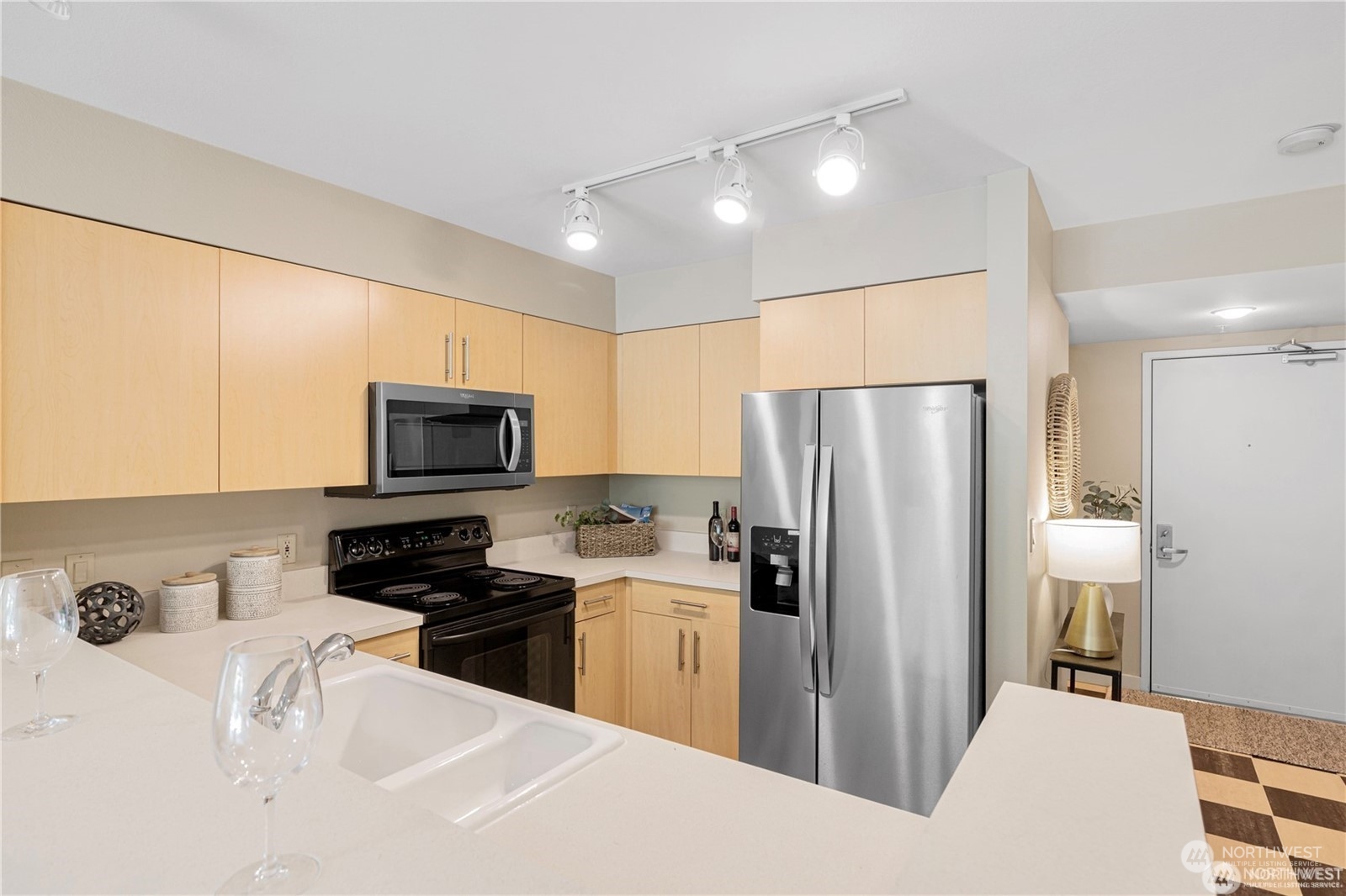 property viewer photo 7