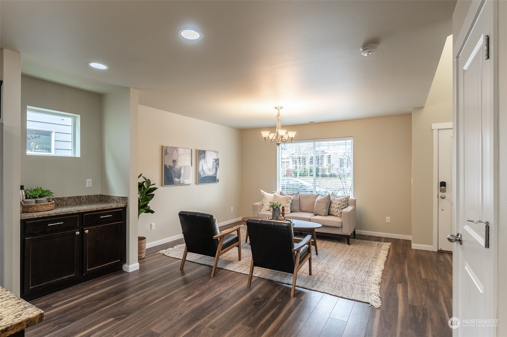 property viewer photo 5