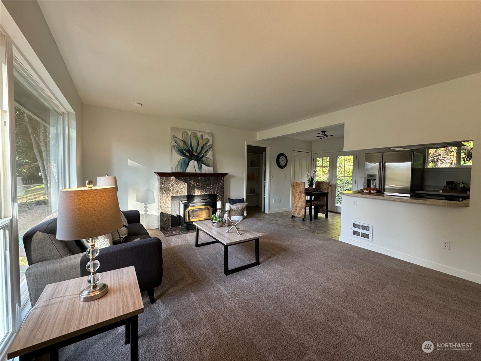 property viewer photo 2
