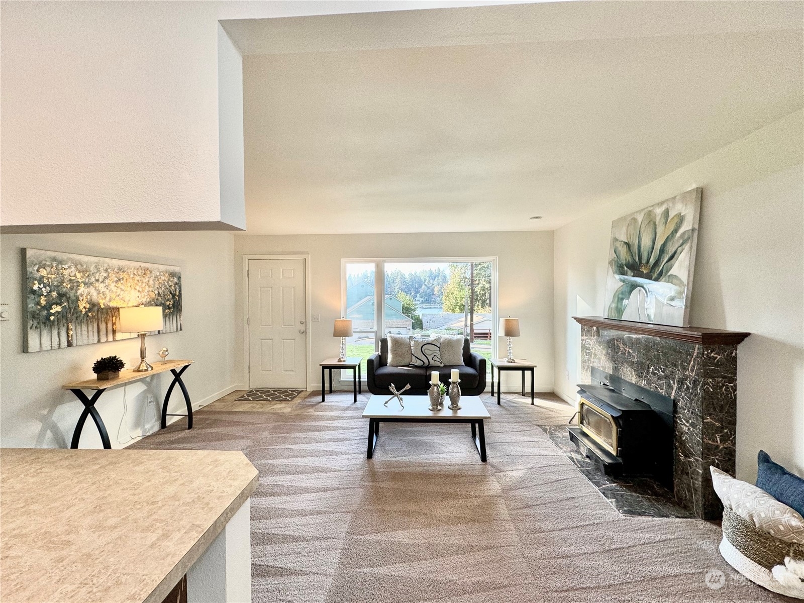 property viewer photo 4
