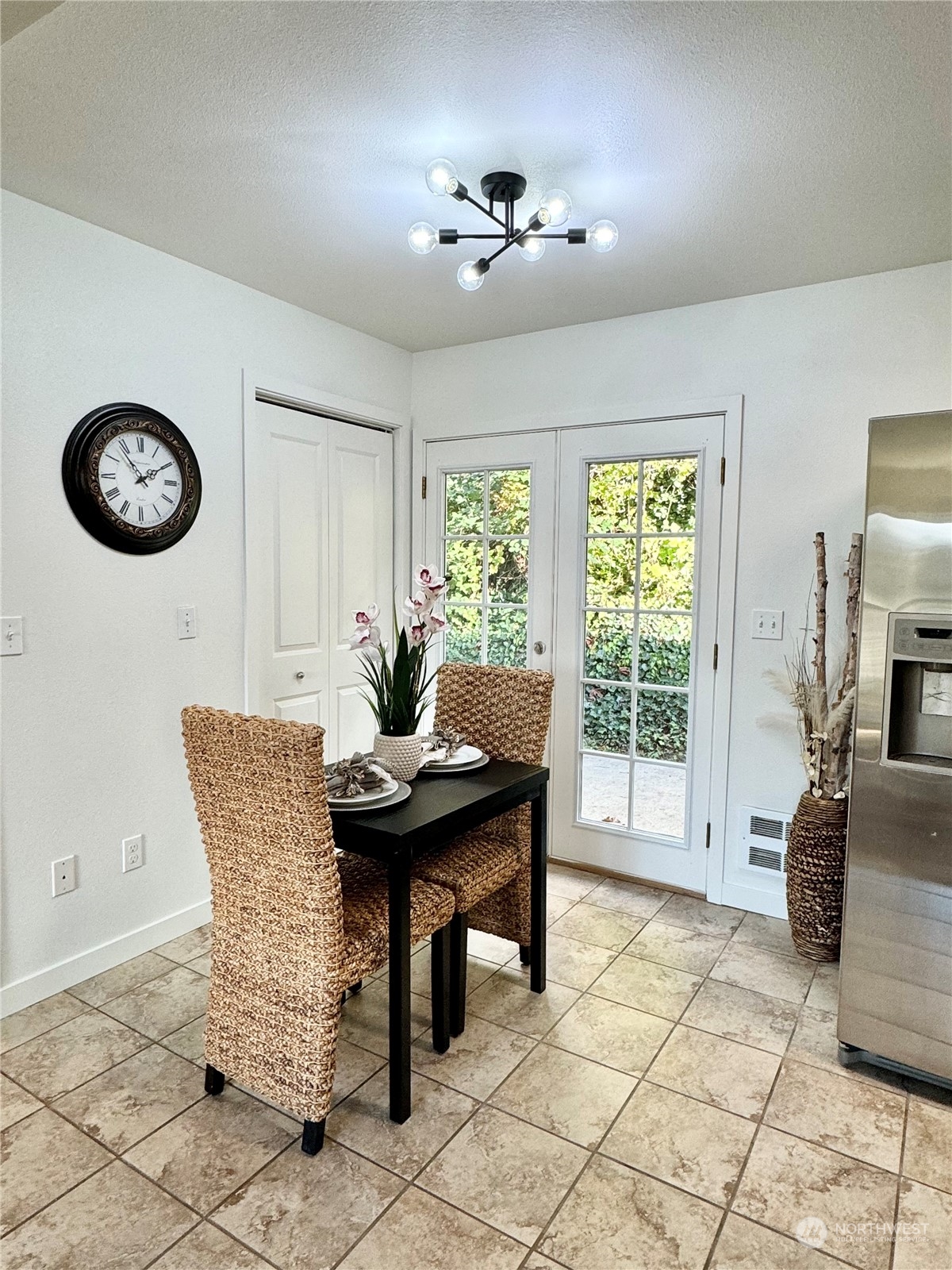 property viewer photo 5