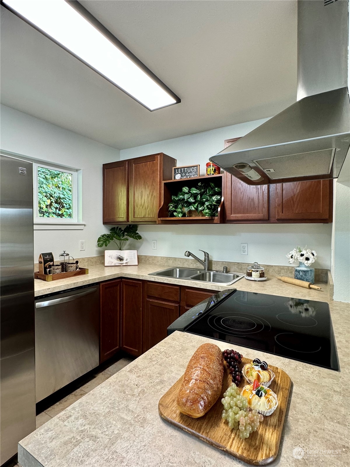 property viewer photo 6
