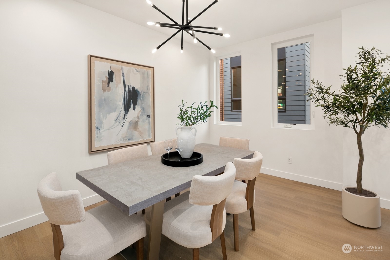 property viewer photo 10