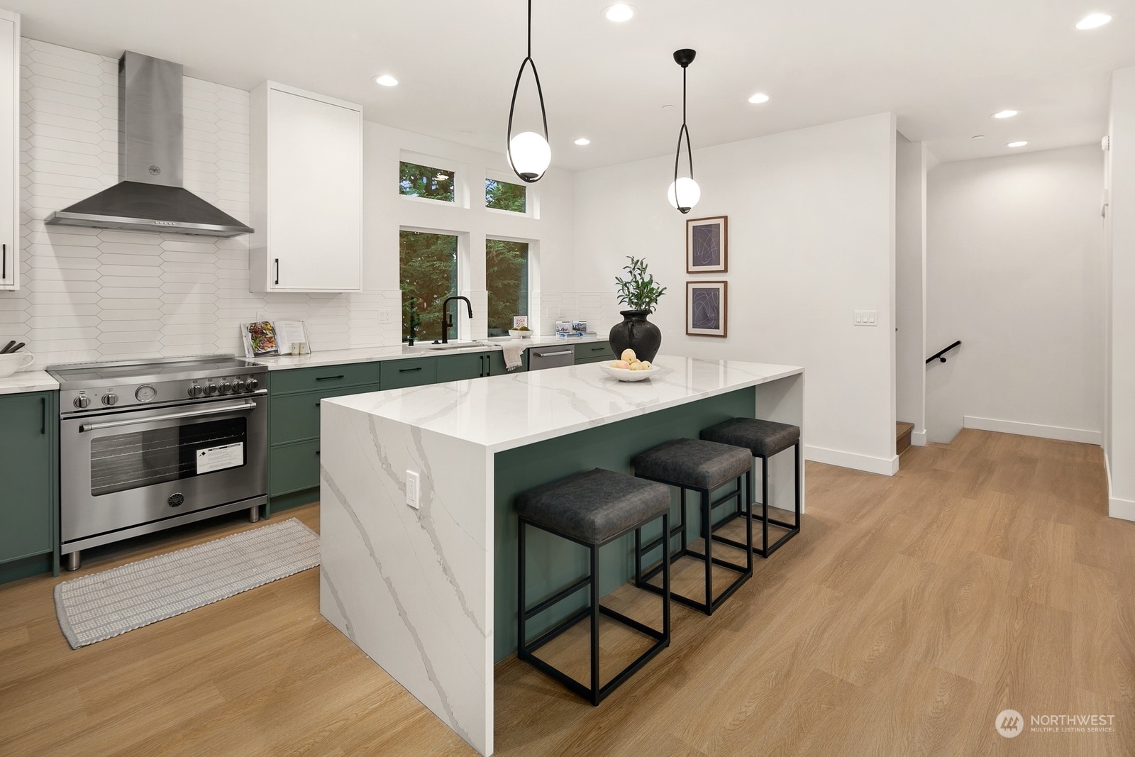 property viewer photo 16