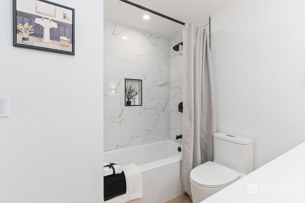 property viewer photo 21