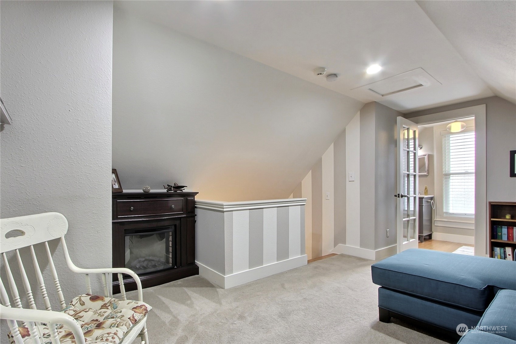 property viewer photo 16