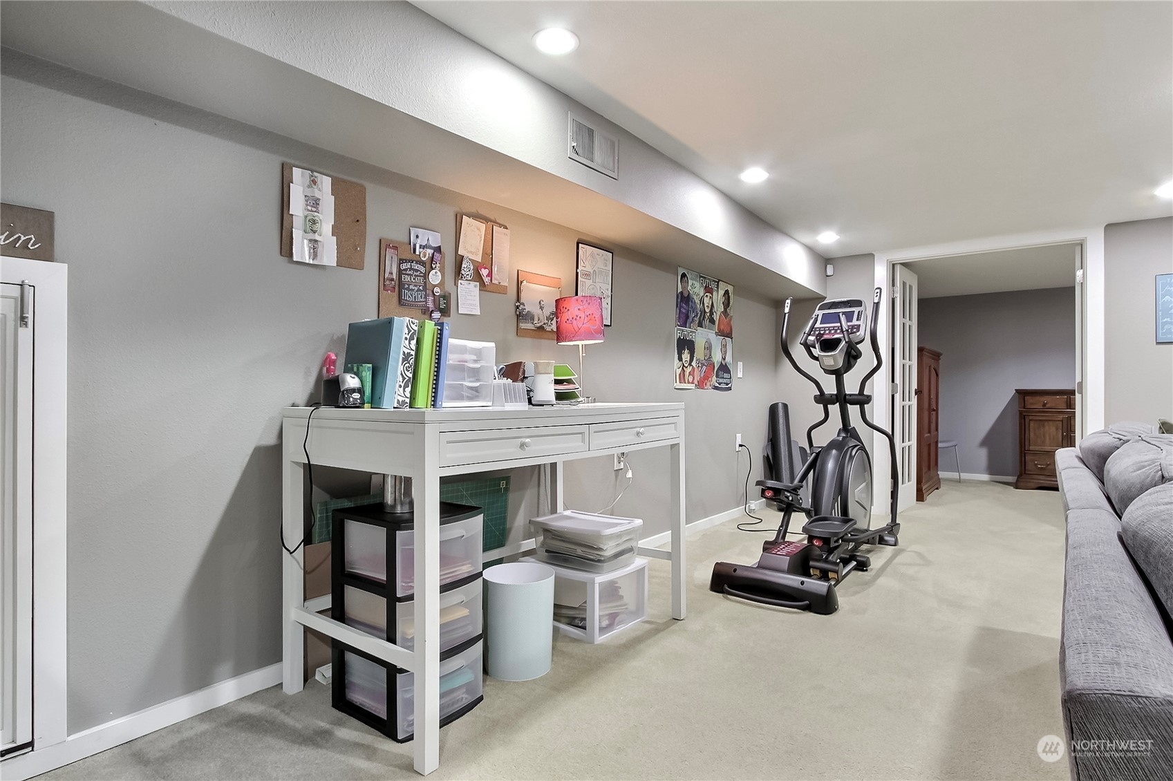 property viewer photo 22