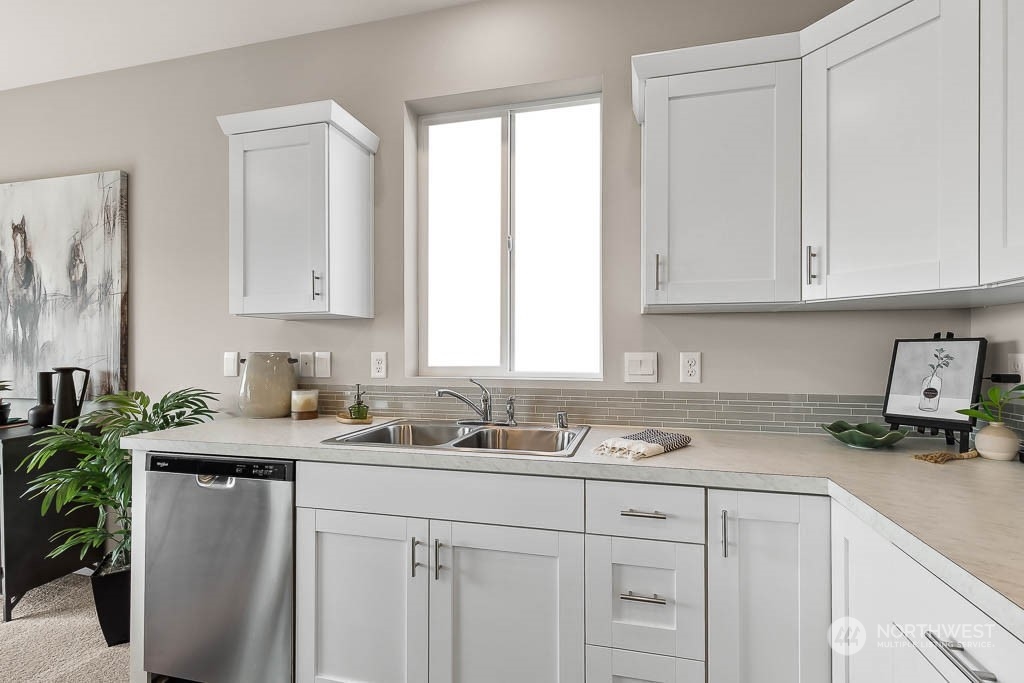 property viewer photo 12