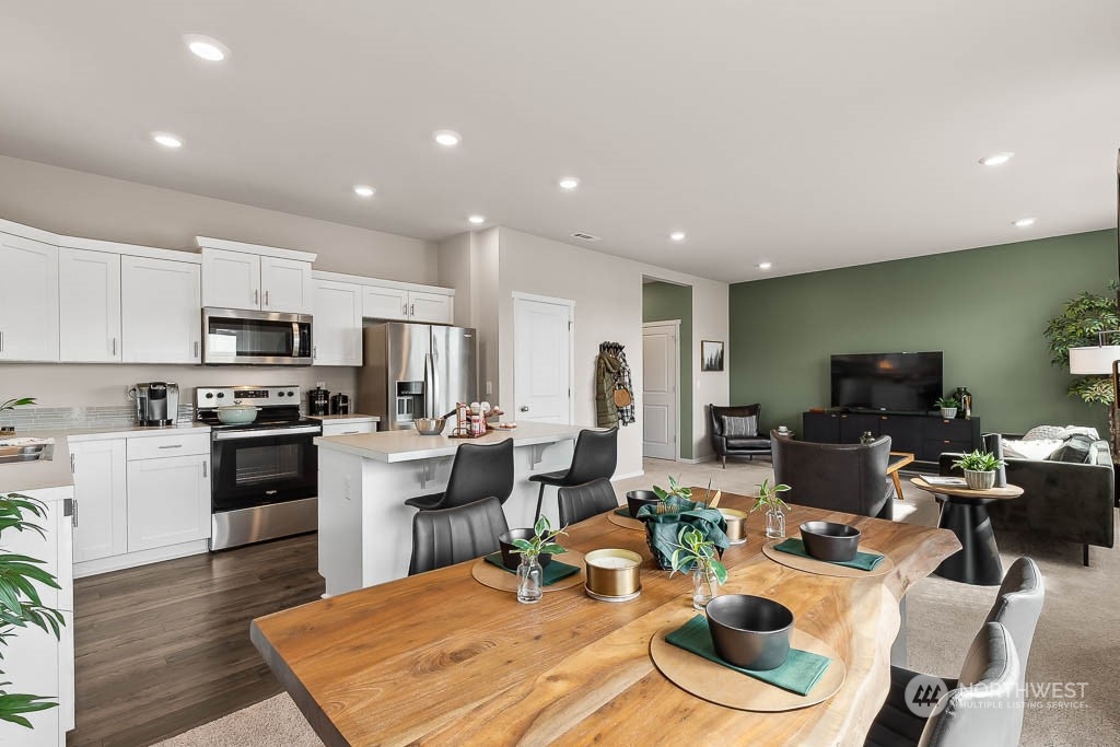 property viewer photo 14