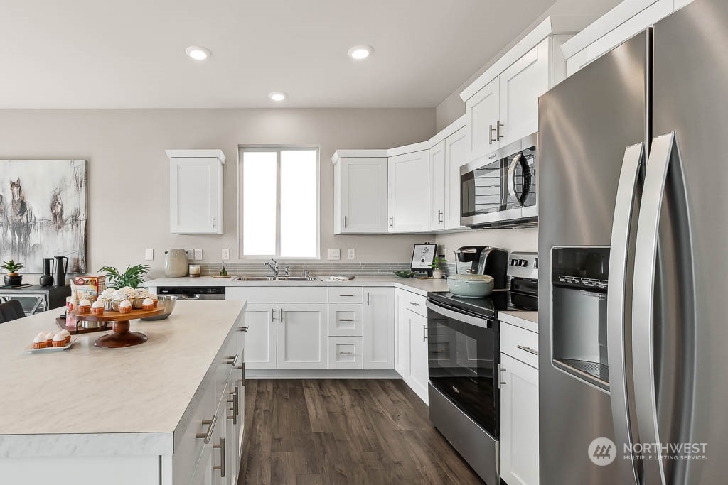 property viewer photo 17