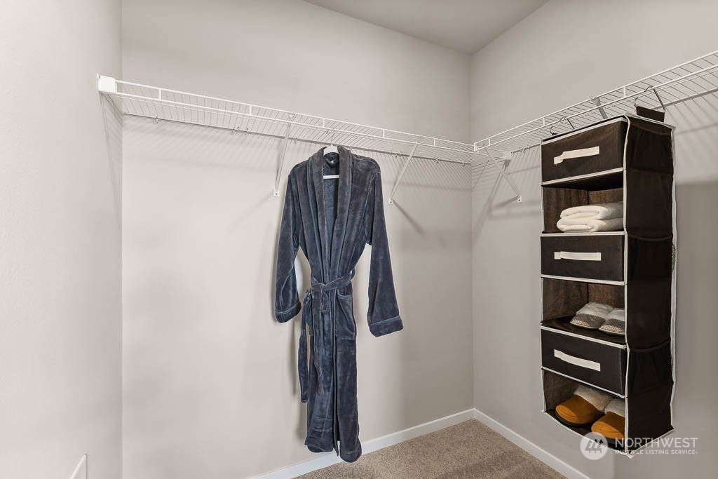 property viewer photo 23