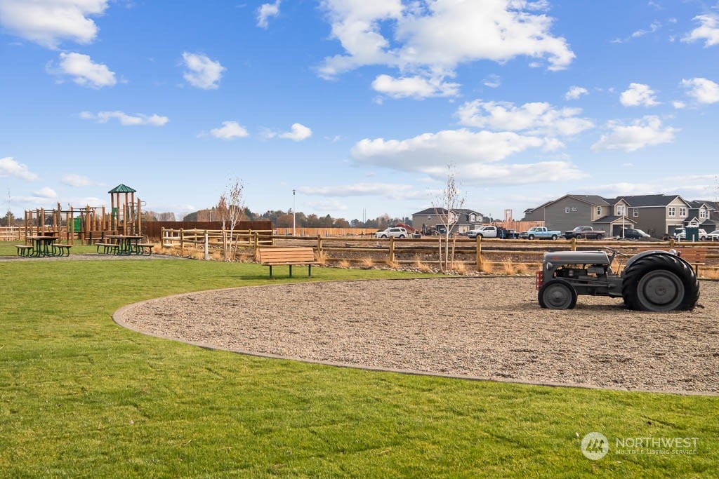 property viewer photo 34