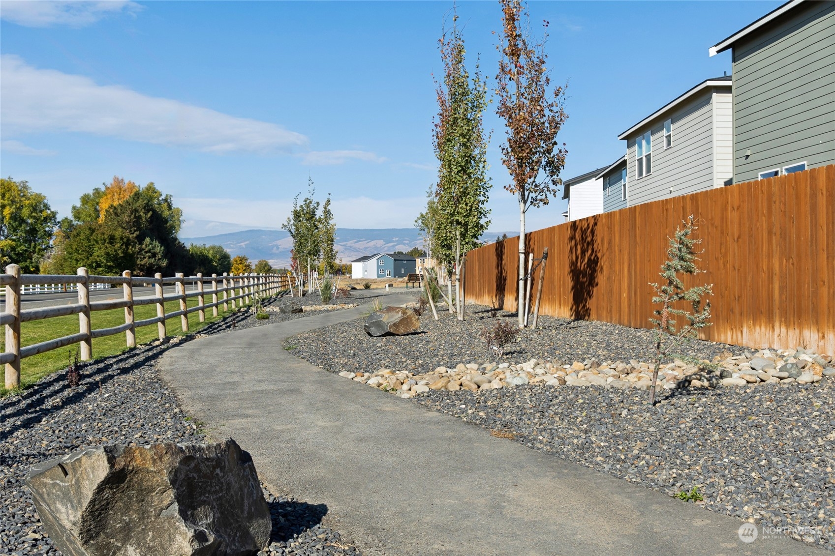 property viewer photo 39