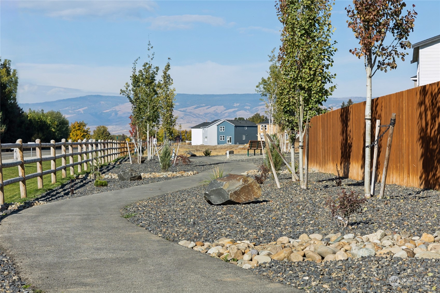 property viewer photo 4