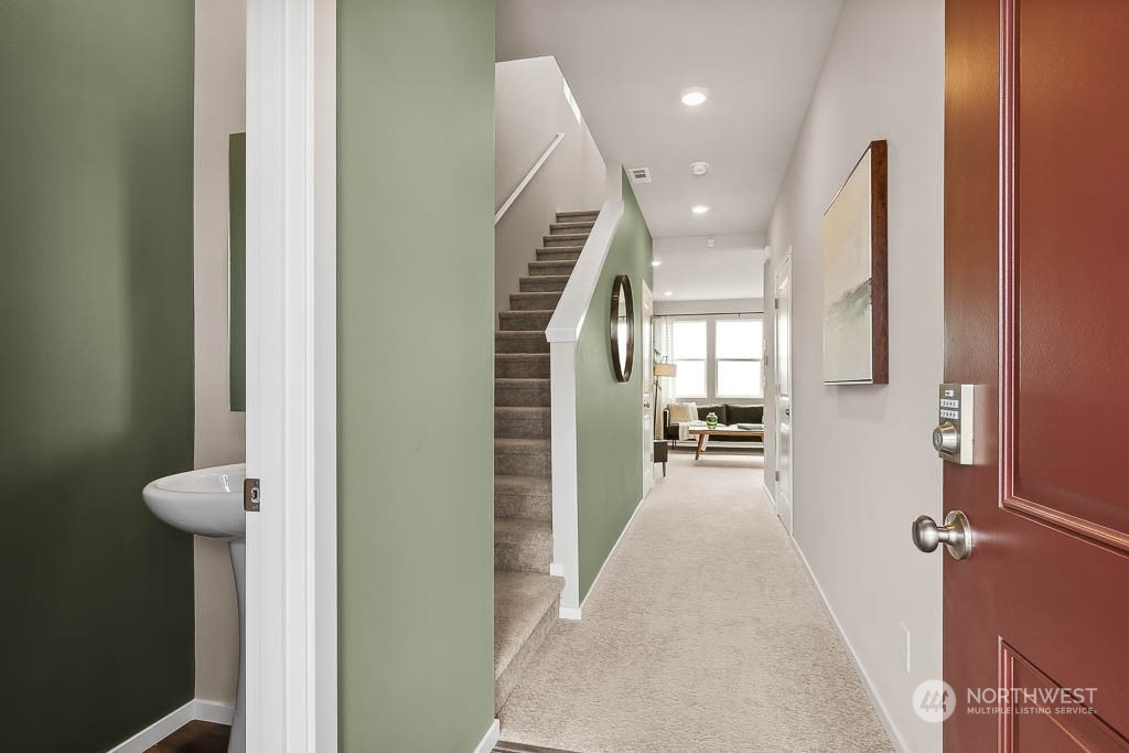 property viewer photo 5