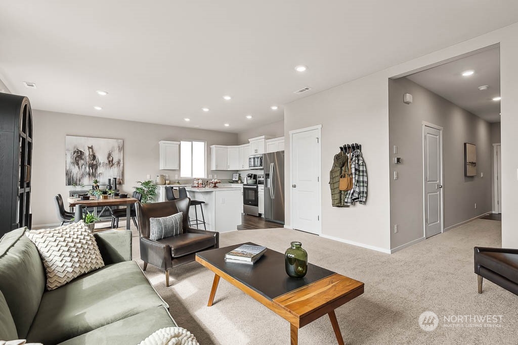 property viewer photo 8