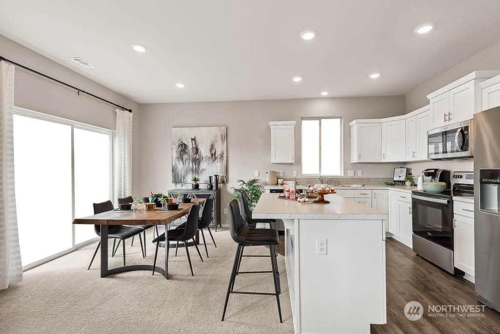 property viewer photo 9