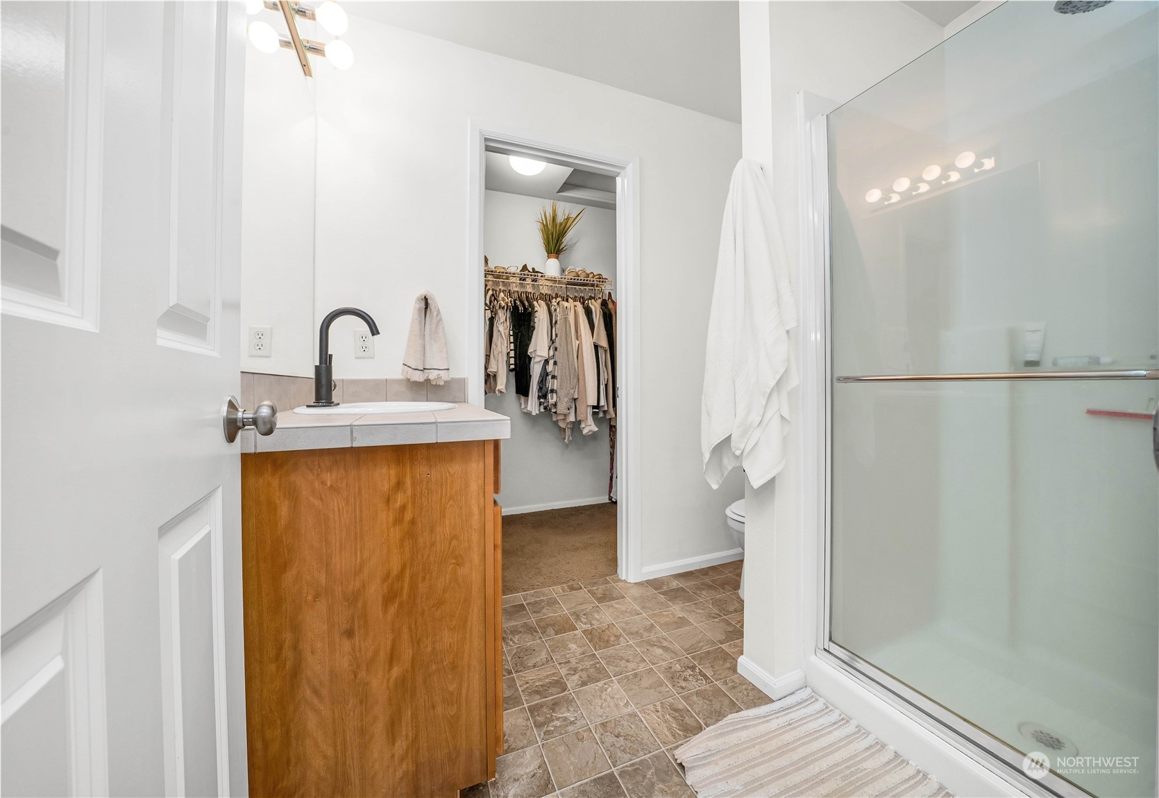 property viewer photo 13