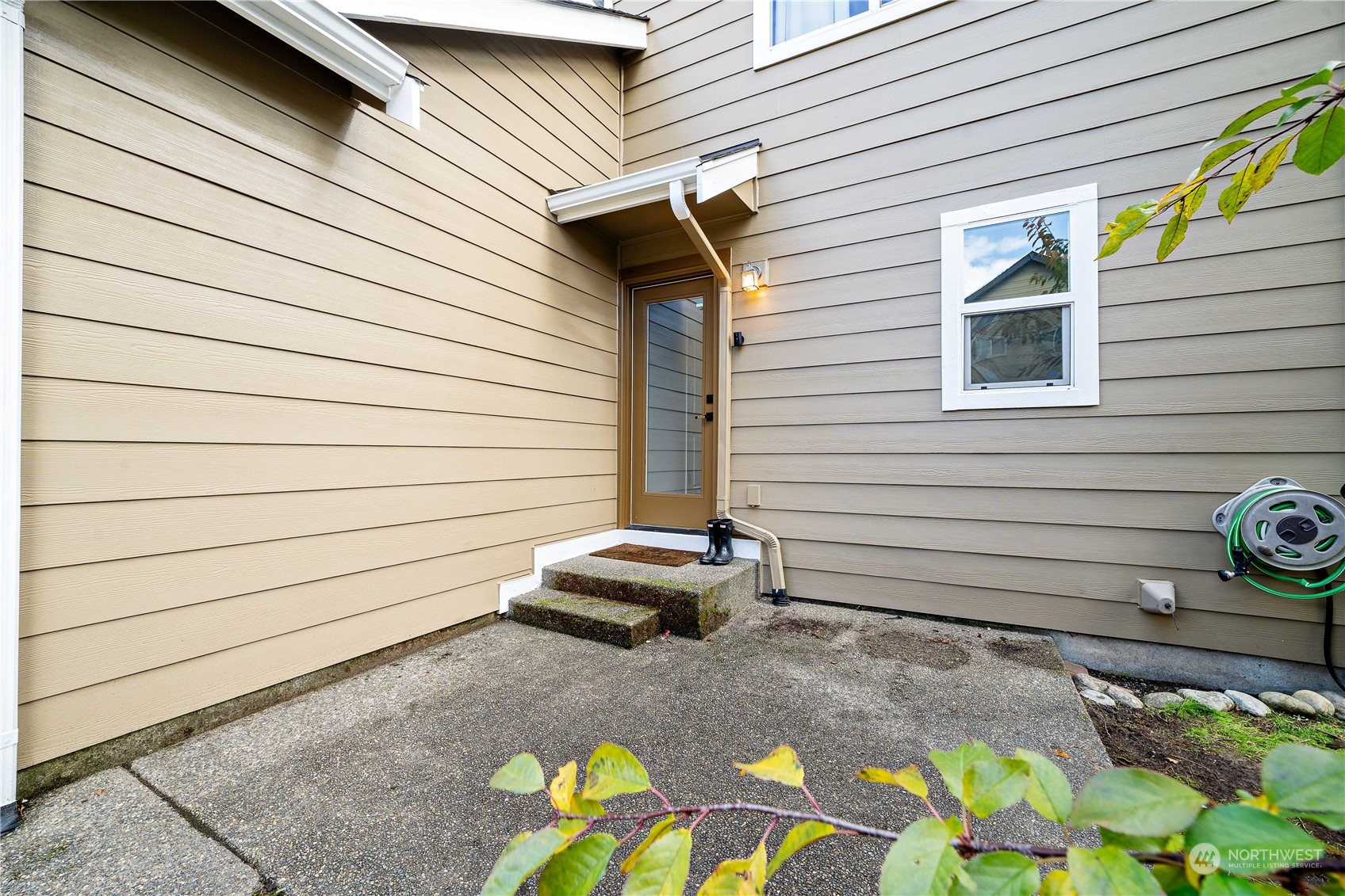 property viewer photo 20