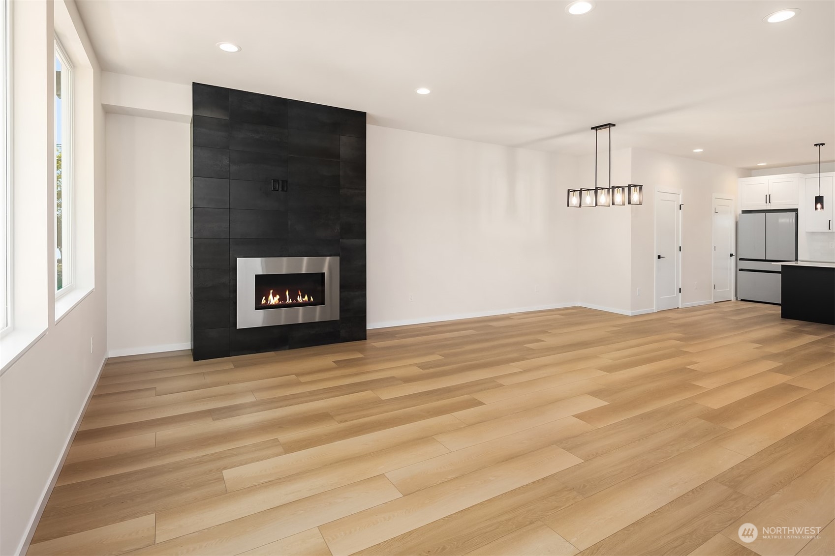 property viewer photo 9