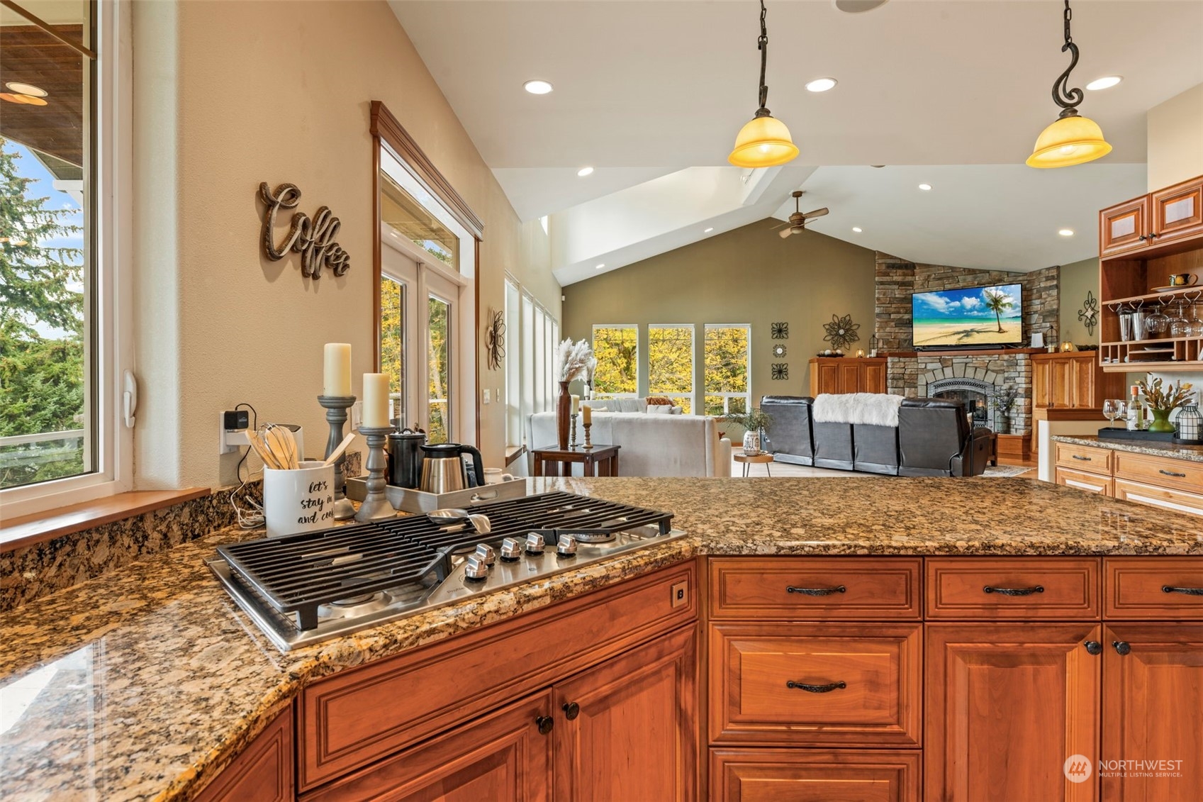 property viewer photo 13