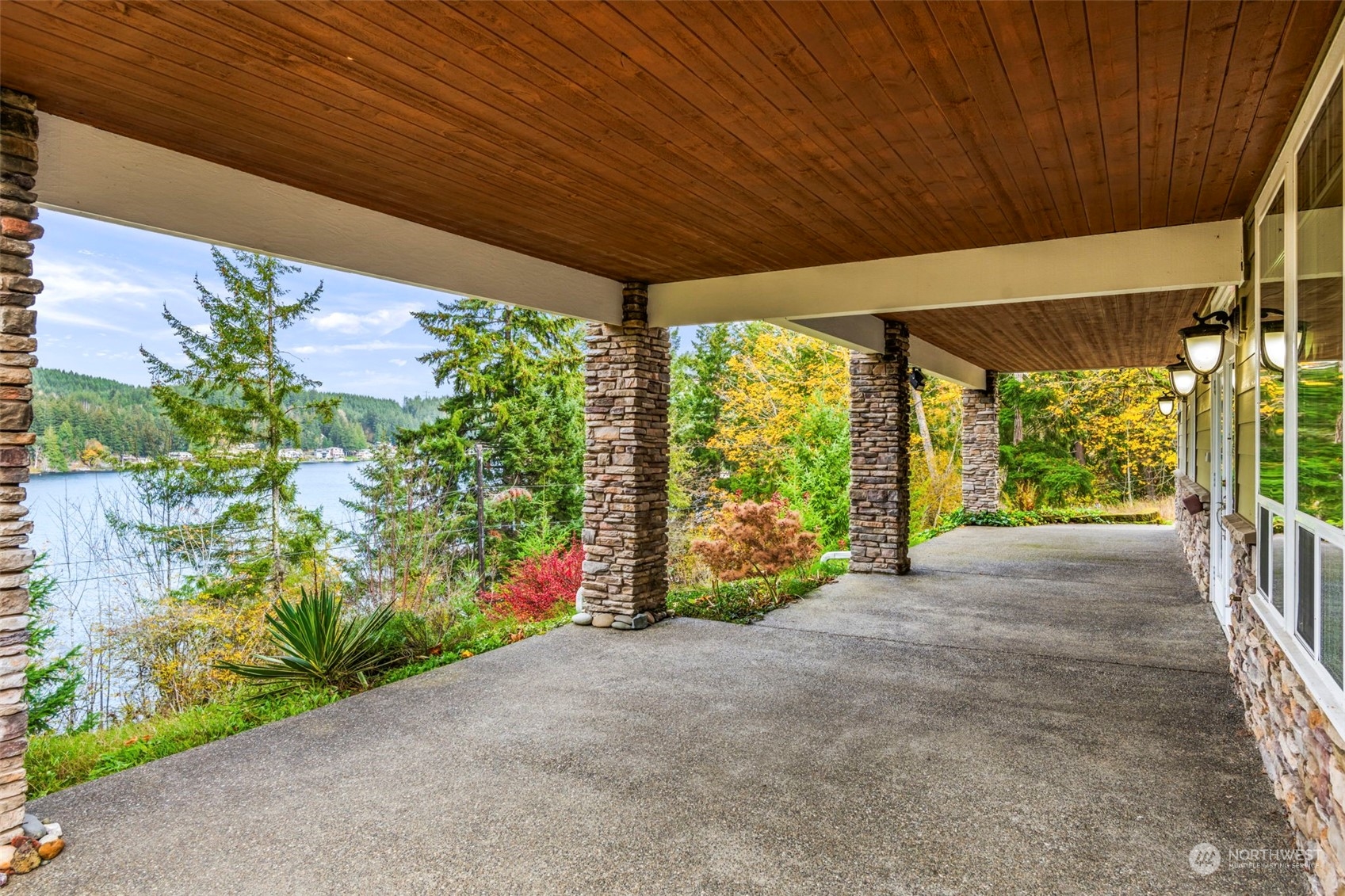property viewer photo 27