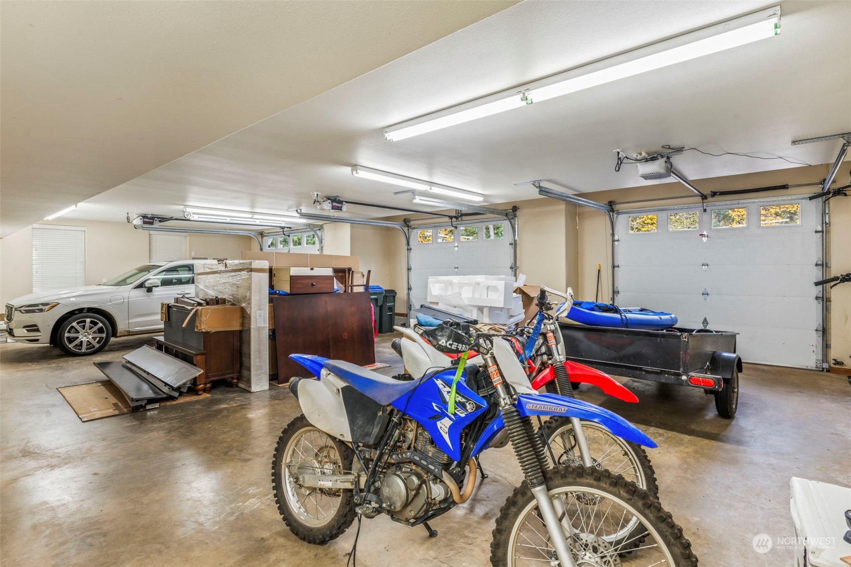 property viewer photo 38
