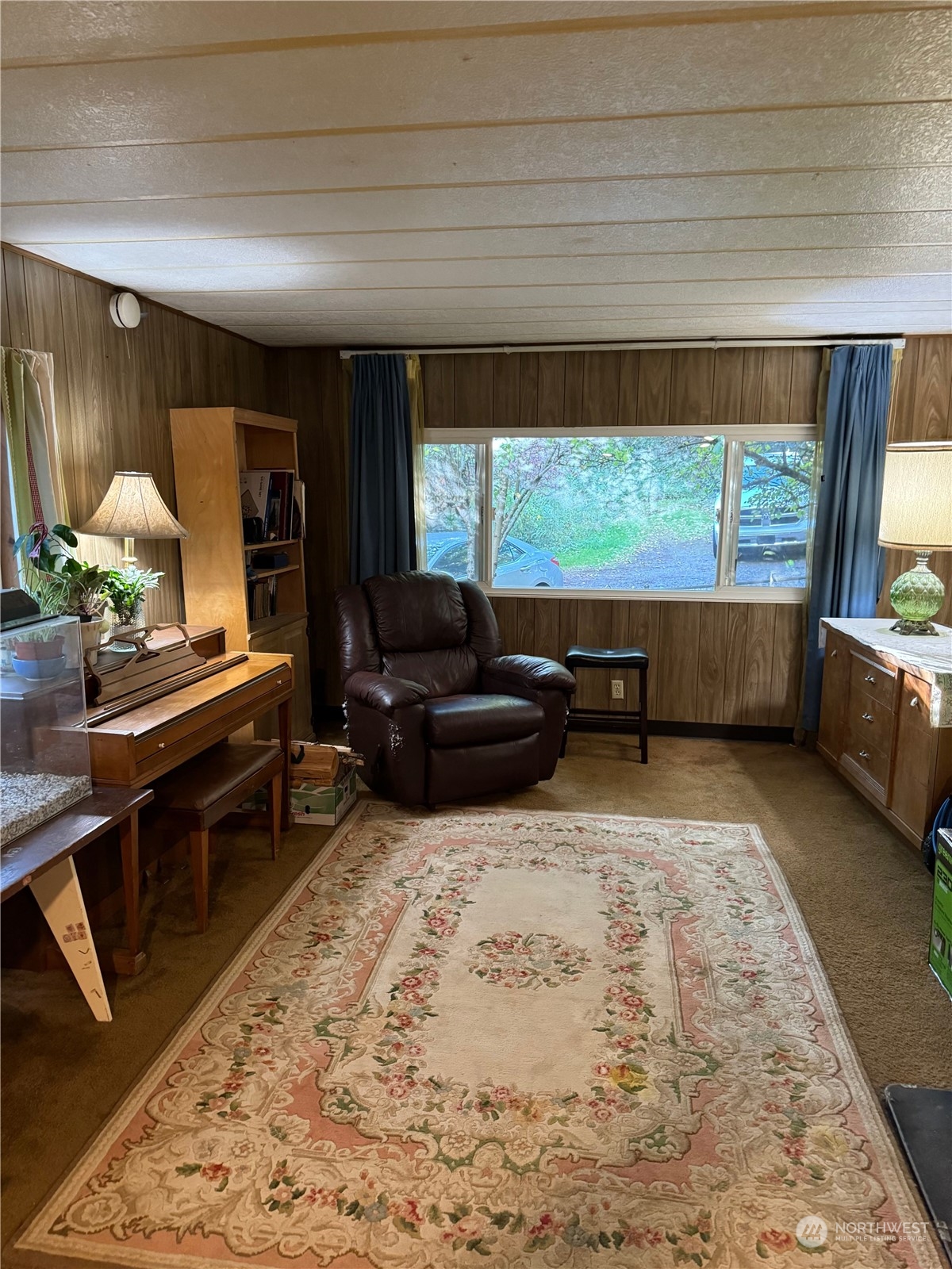 property viewer photo 2