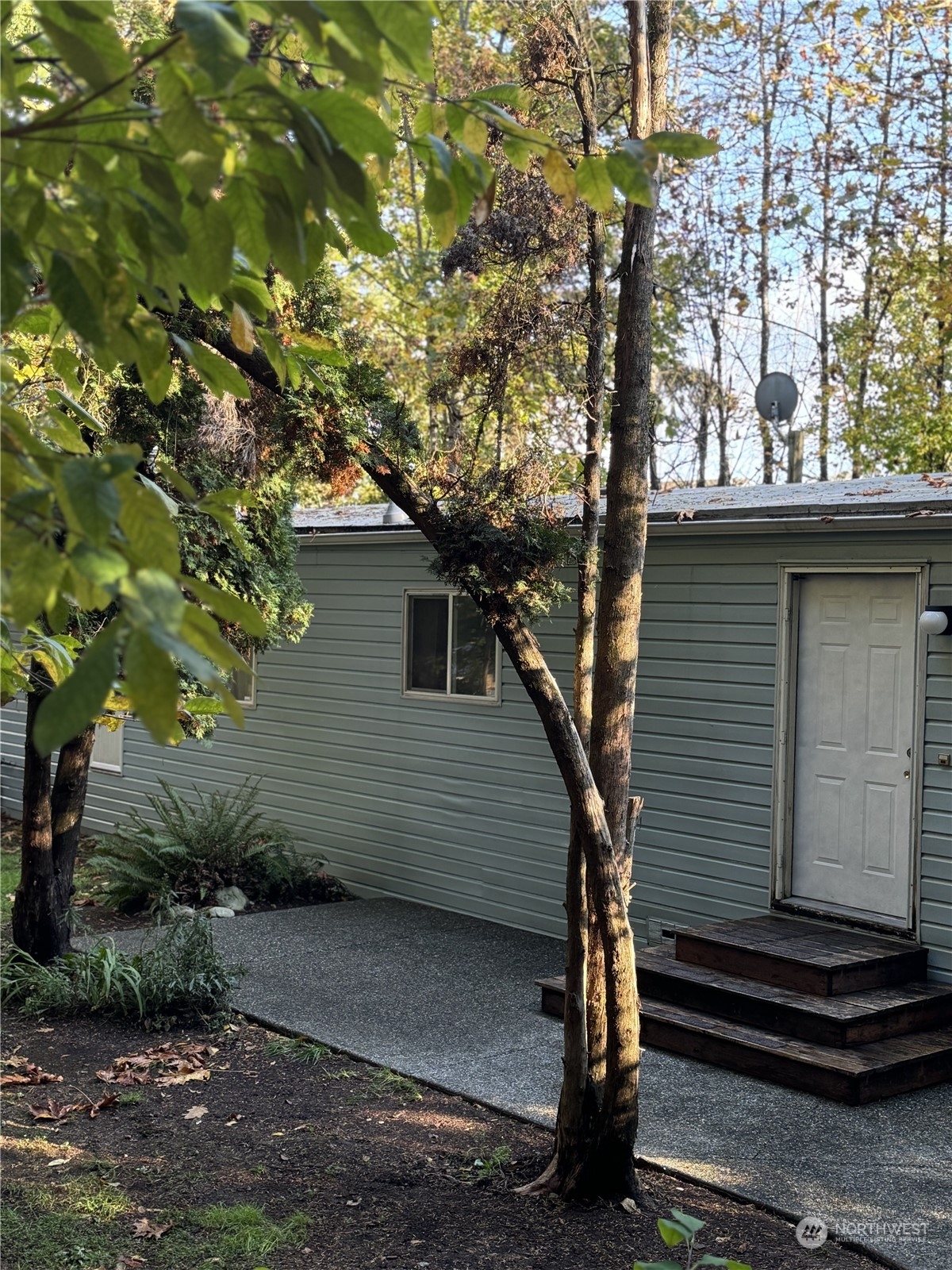 property viewer photo 9