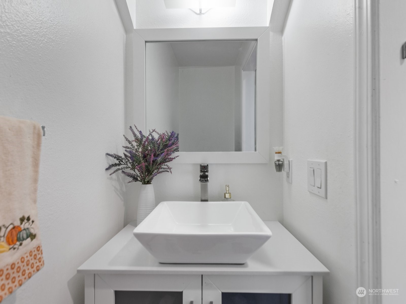 property viewer photo 6