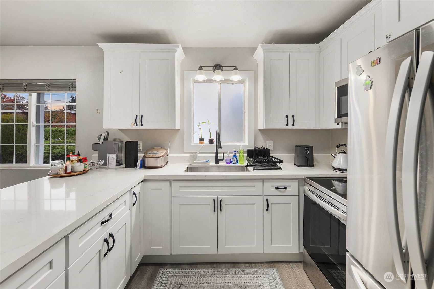 property viewer photo 10