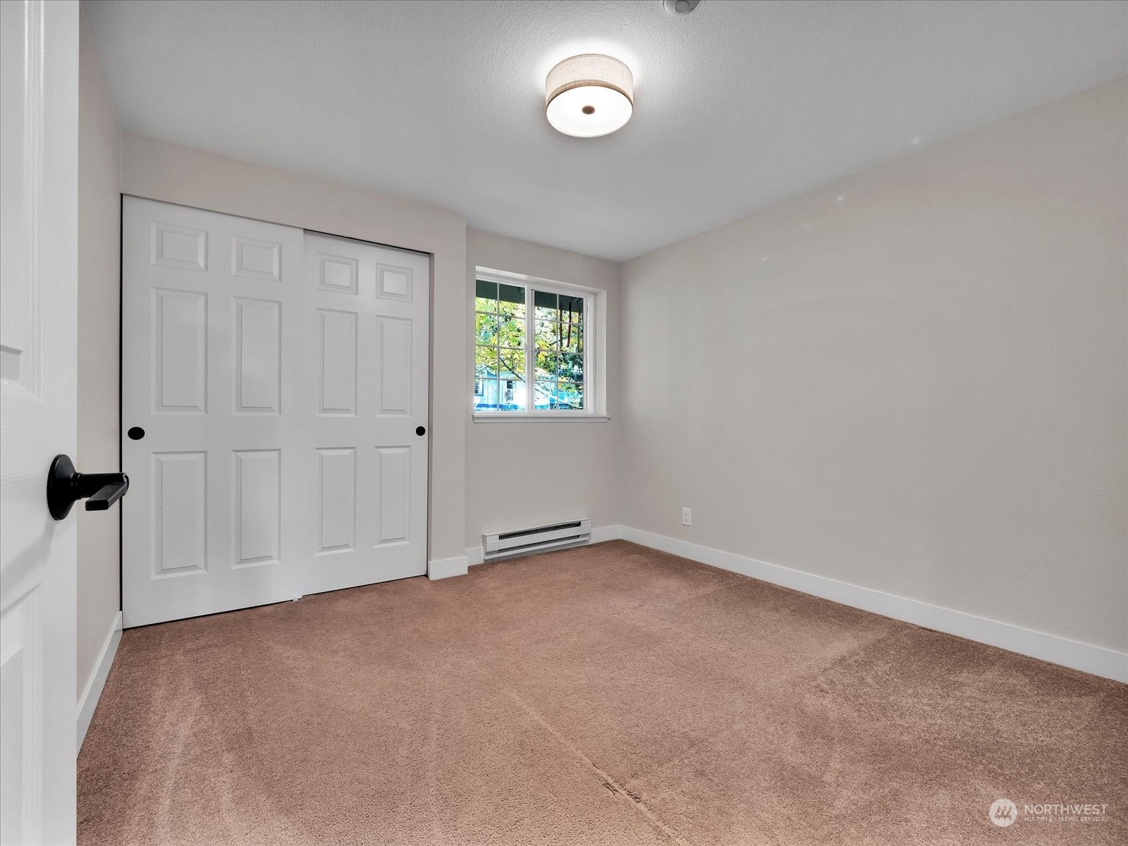 property viewer photo 12