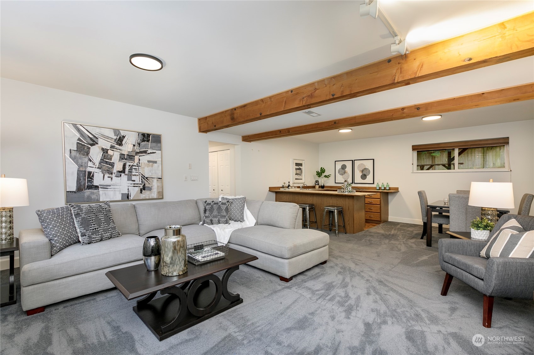 property viewer photo 20