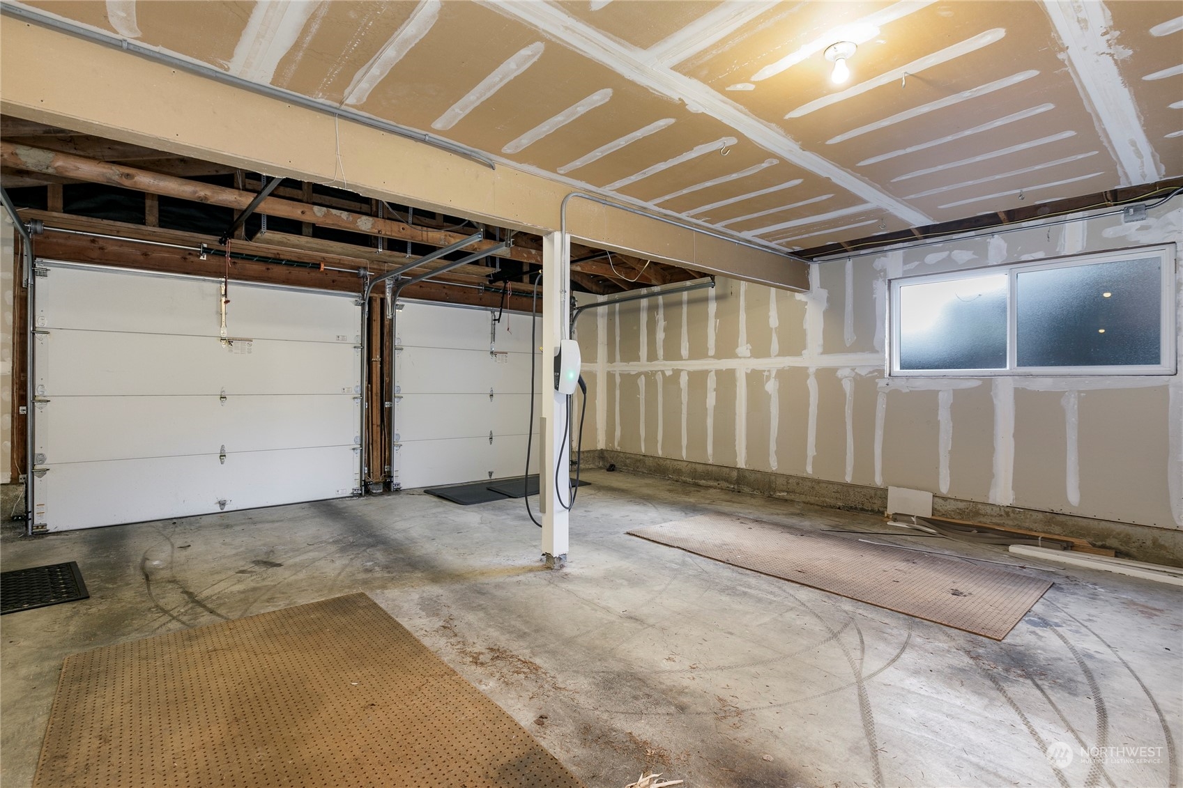 property viewer photo 26