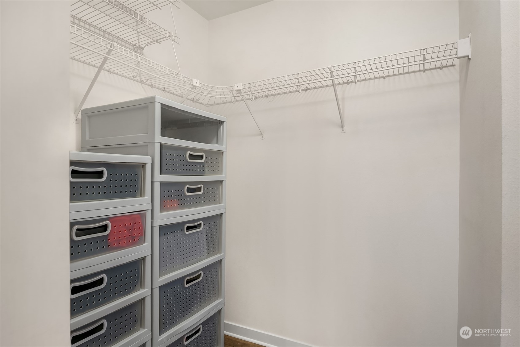 property viewer photo 20