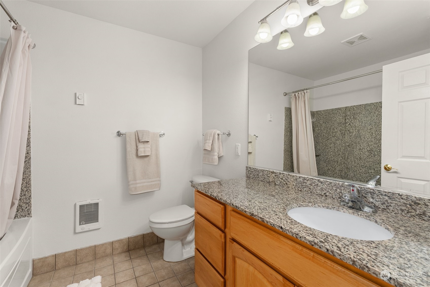 property viewer photo 14