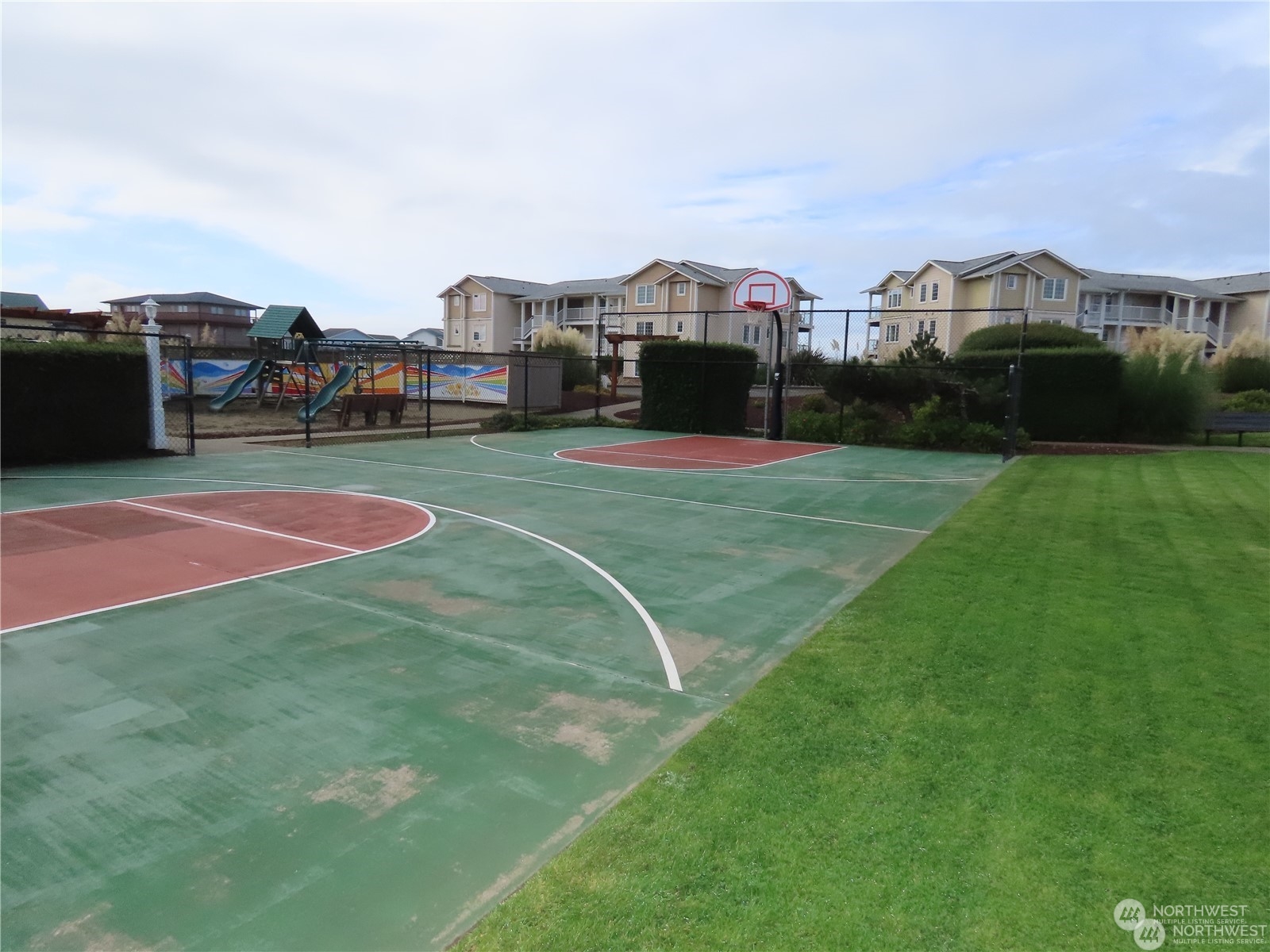 property viewer photo 26