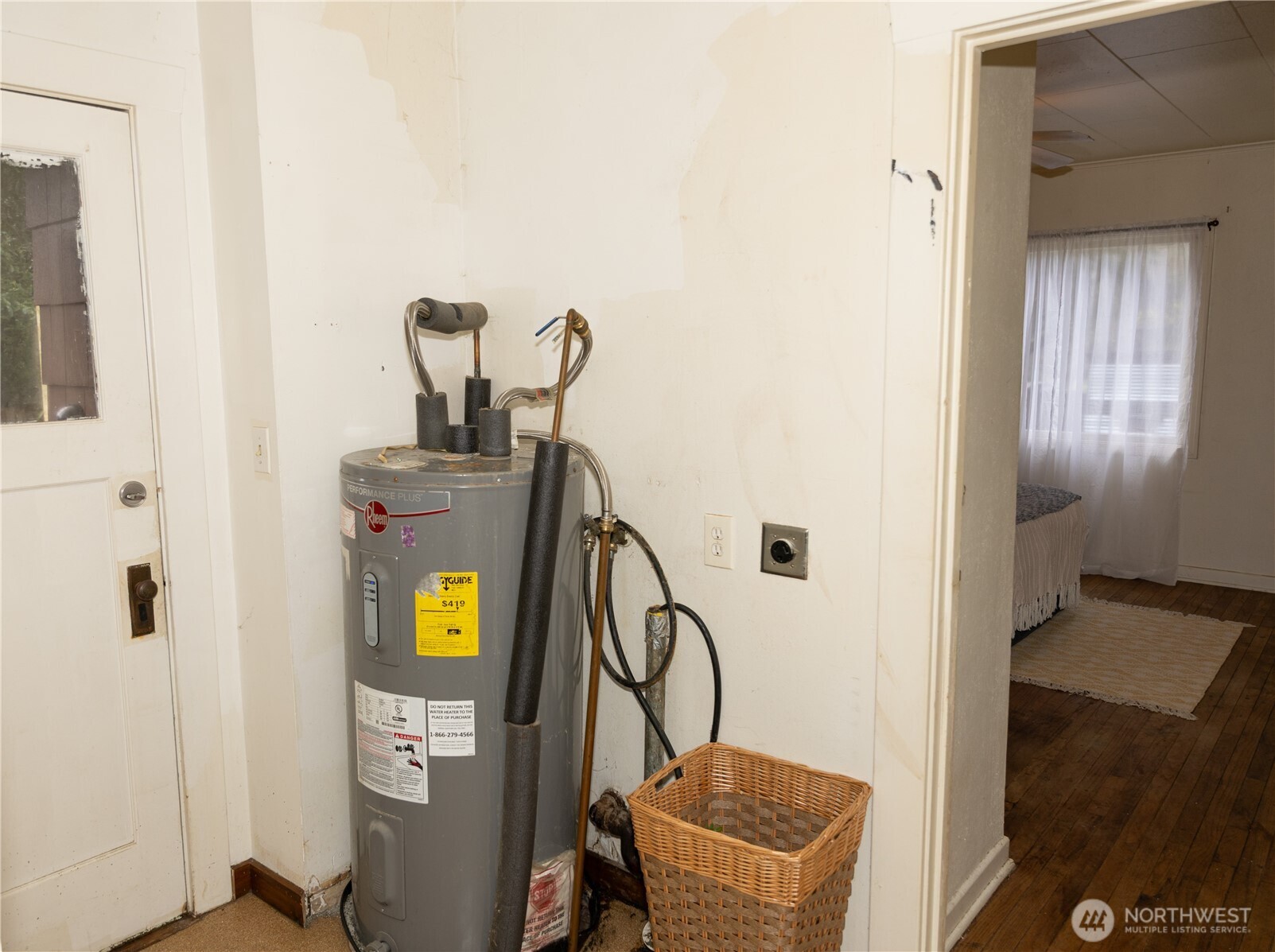 main property photo 31