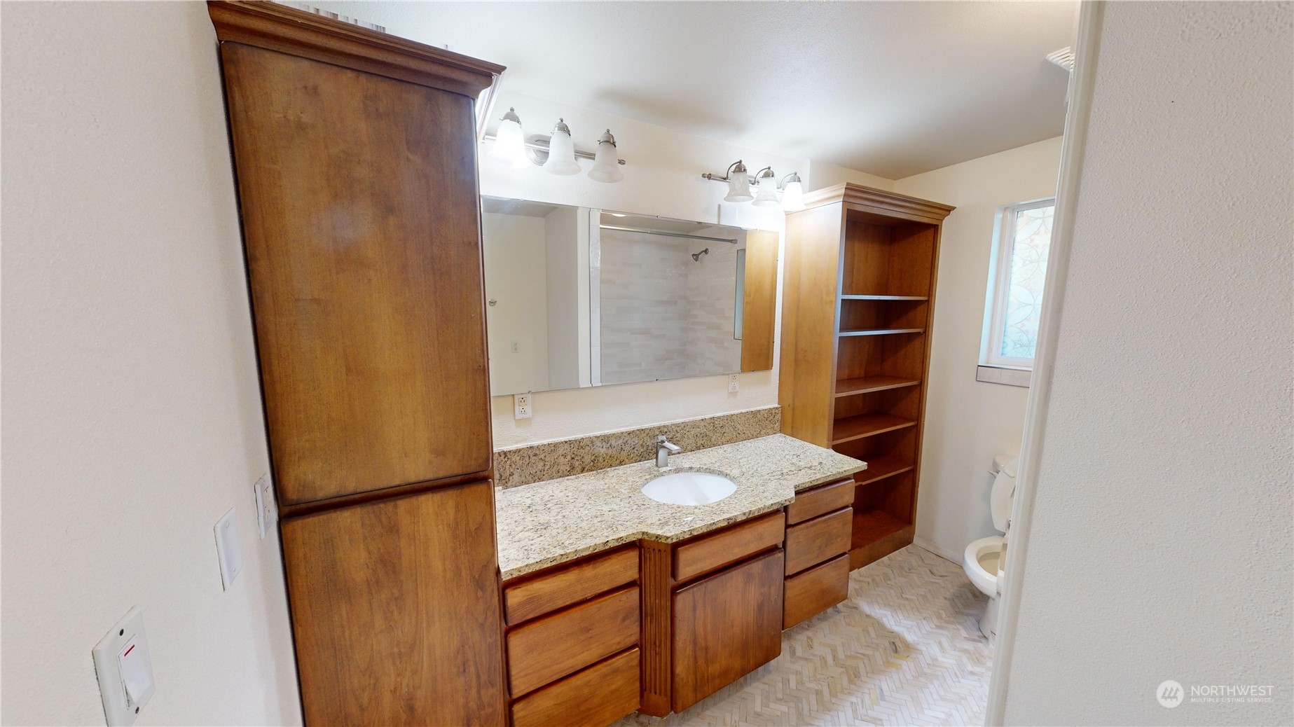 property viewer photo 12