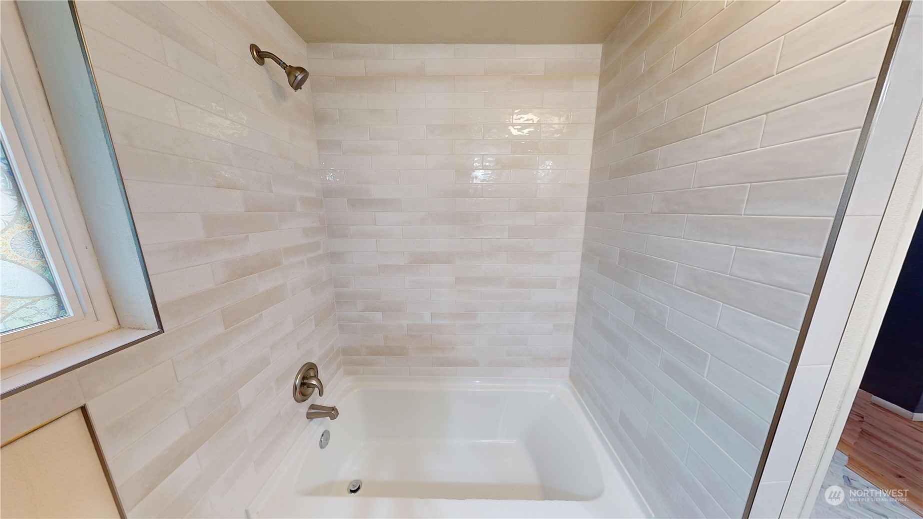property viewer photo 13