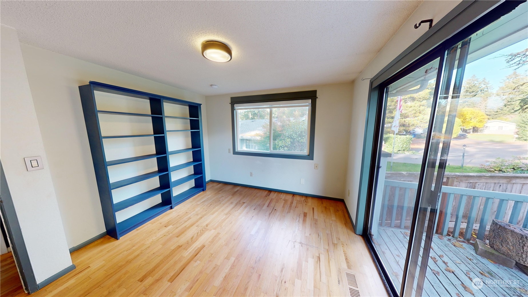 property viewer photo 14