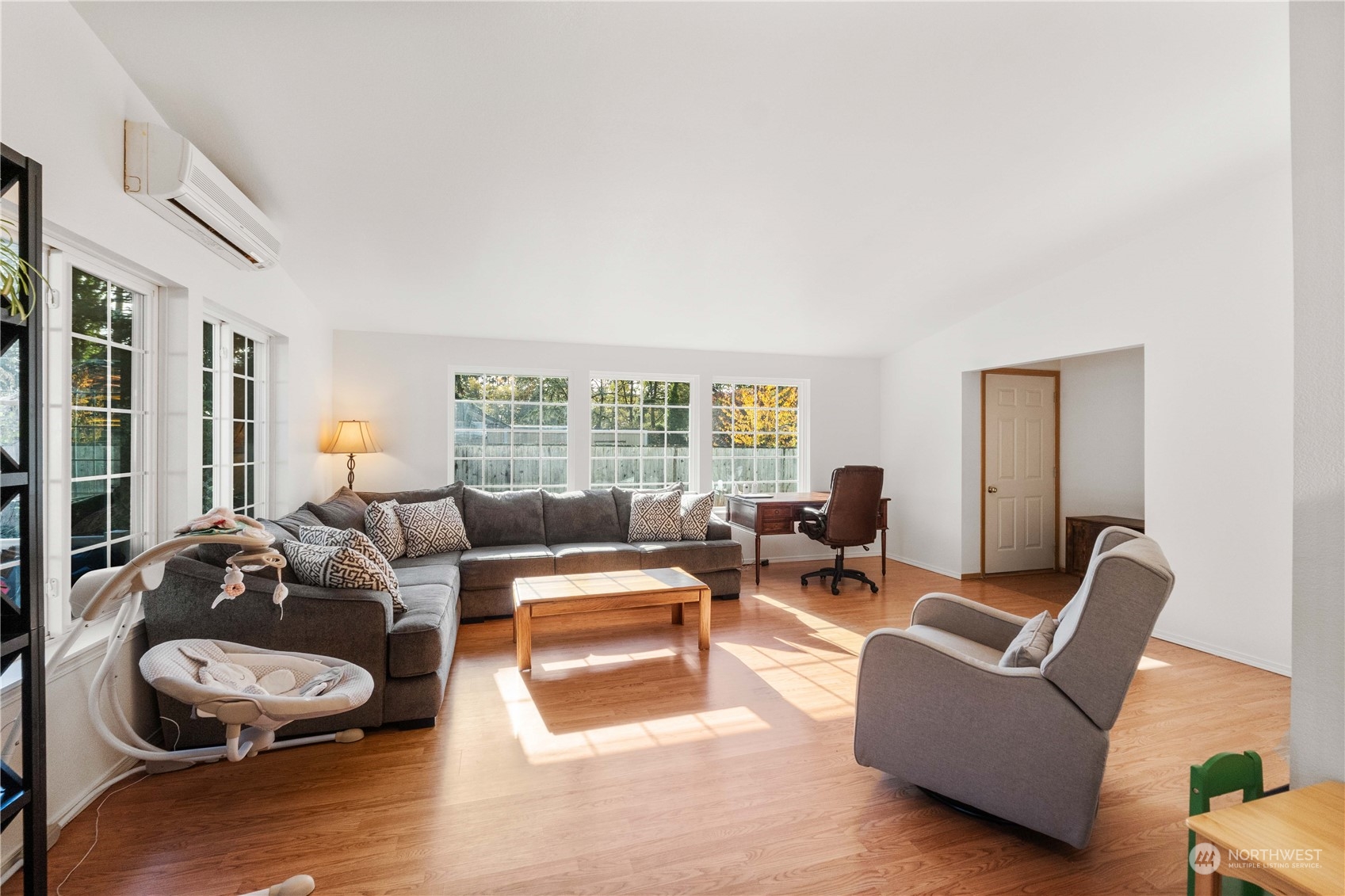 property viewer photo 11