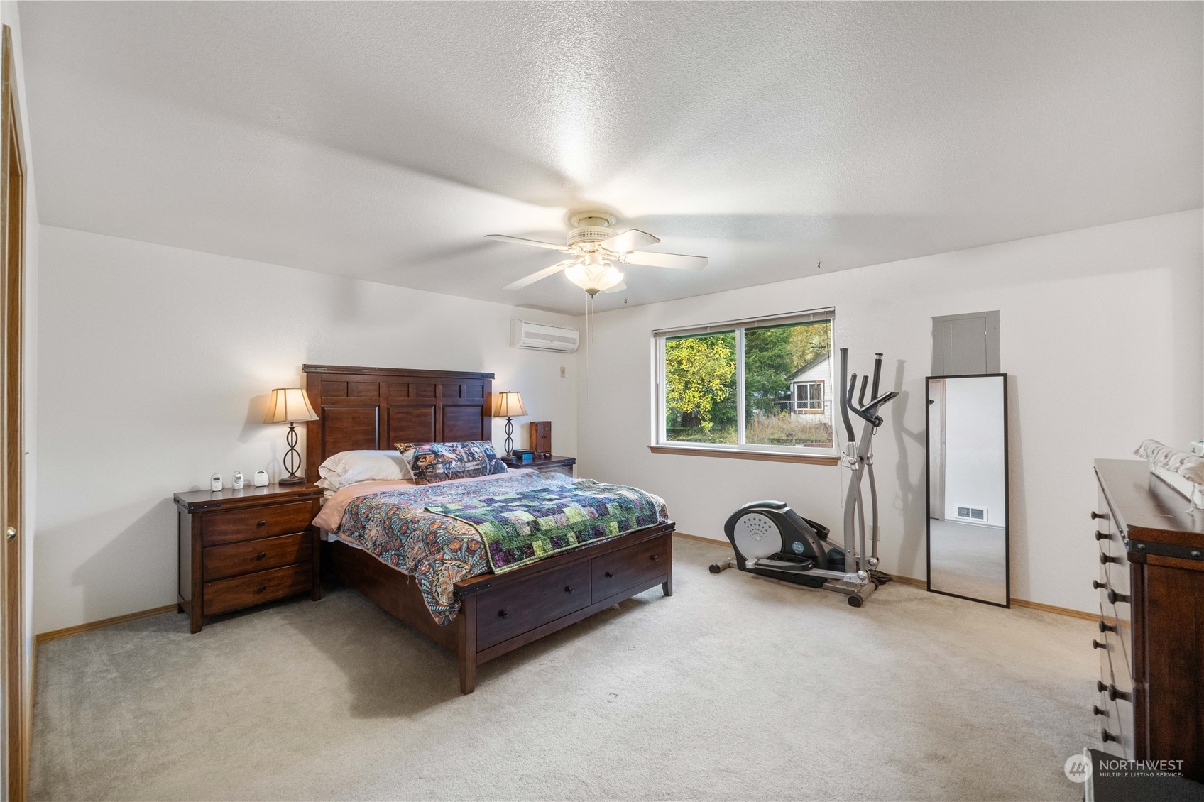property viewer photo 15