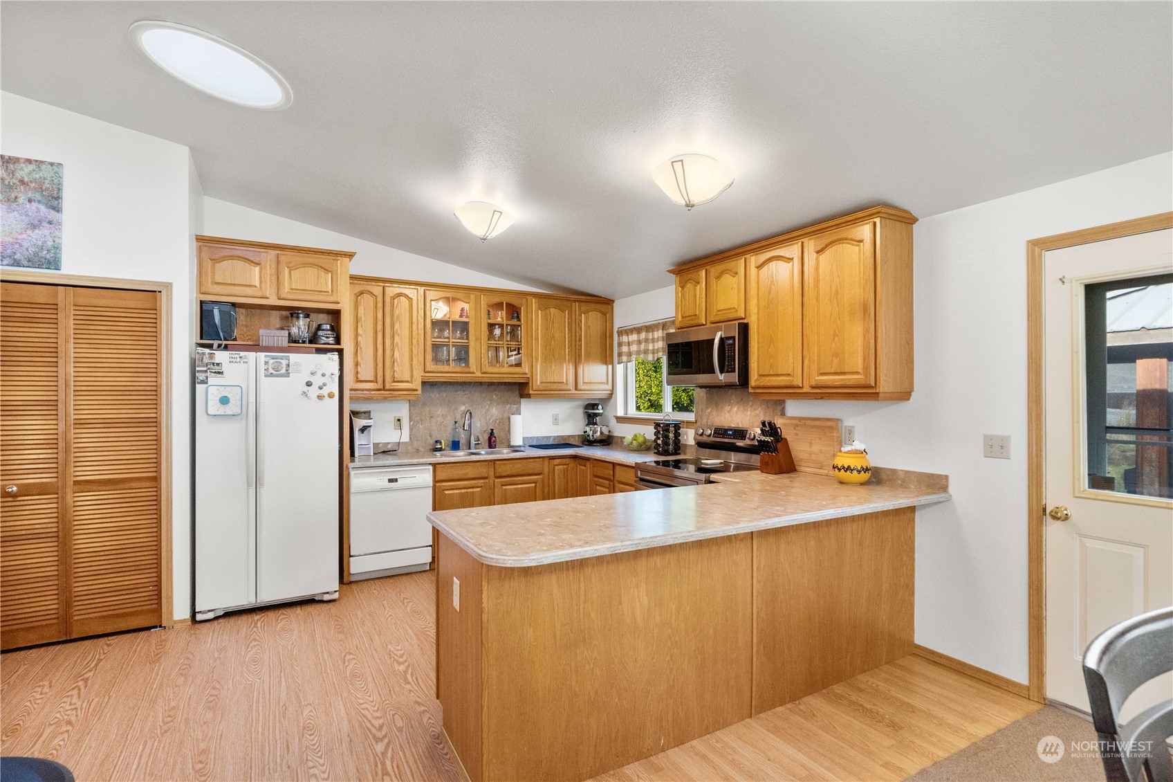 property viewer photo 7