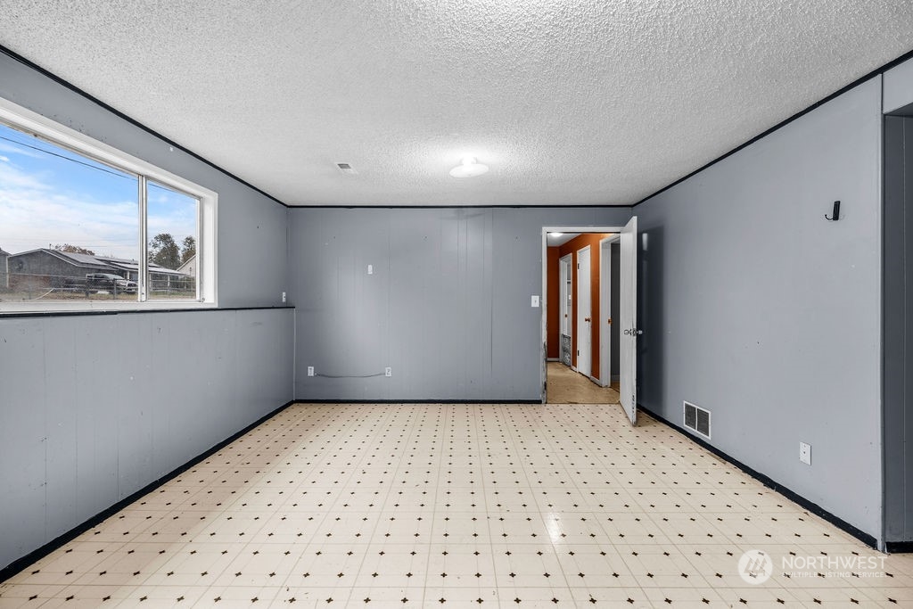 property viewer photo 21