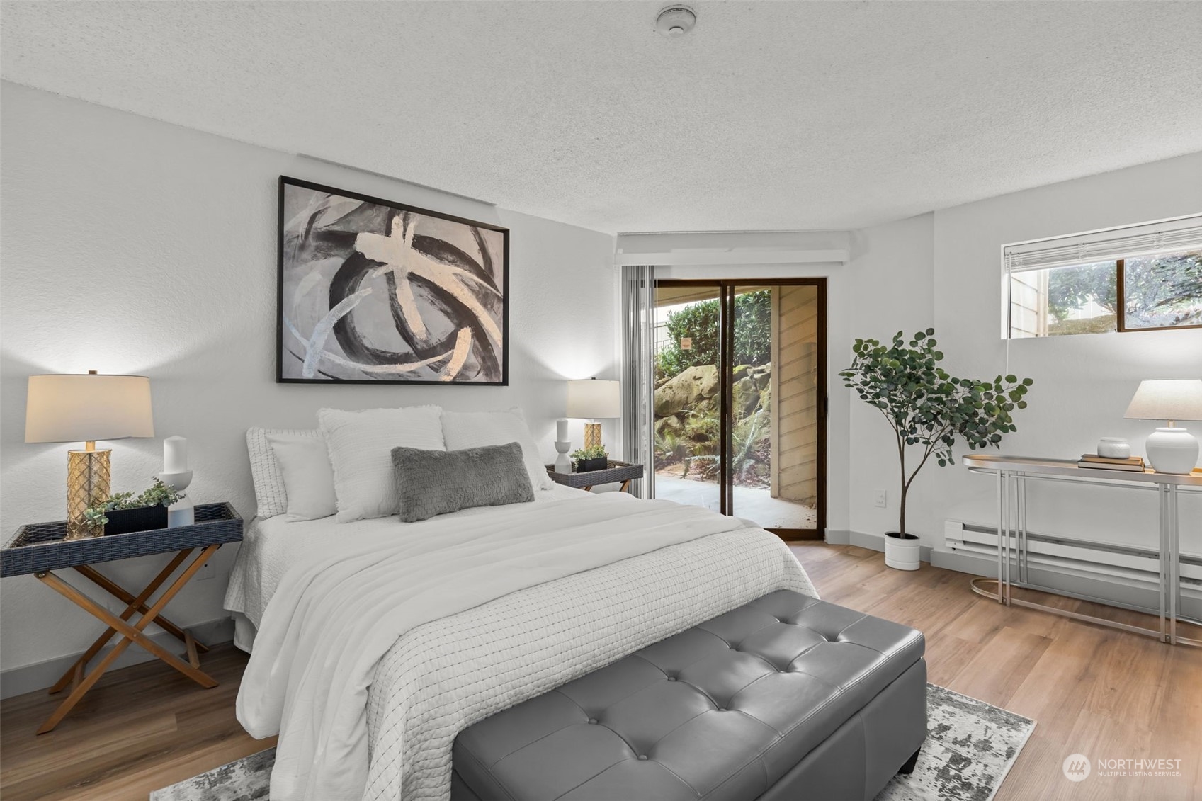property viewer photo 15