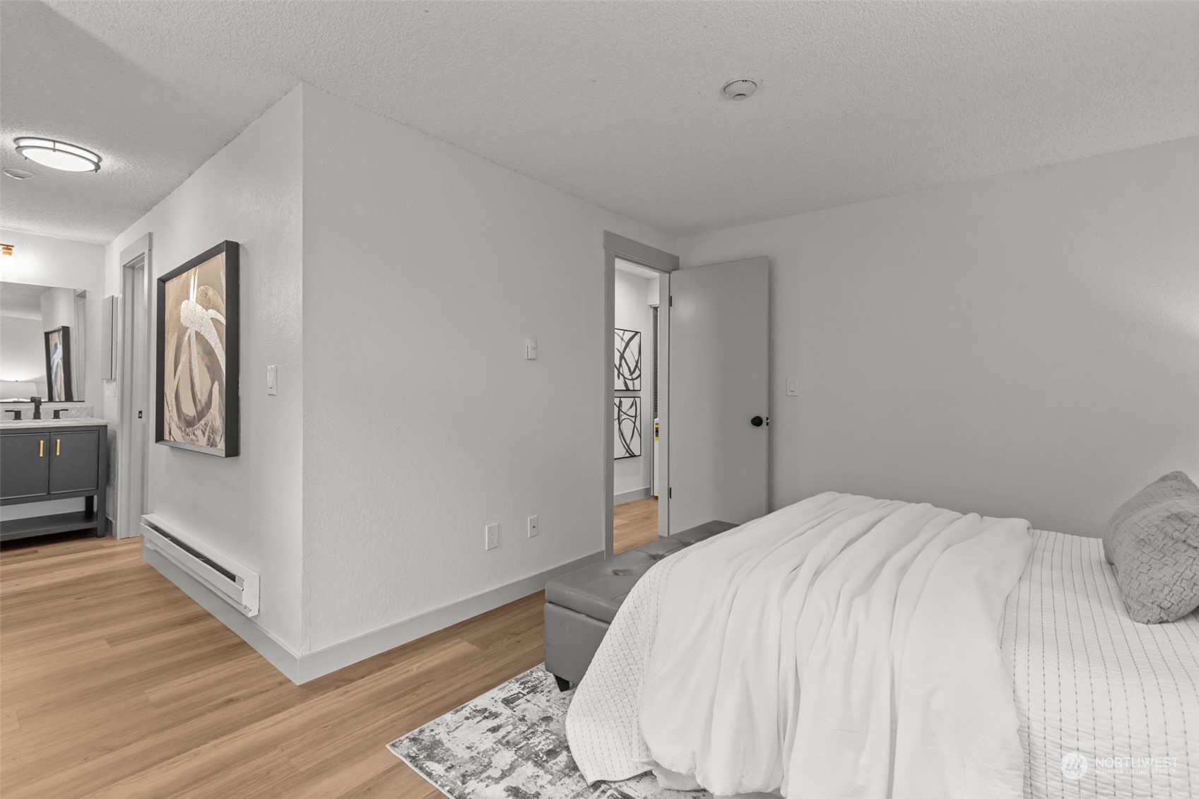 property viewer photo 17