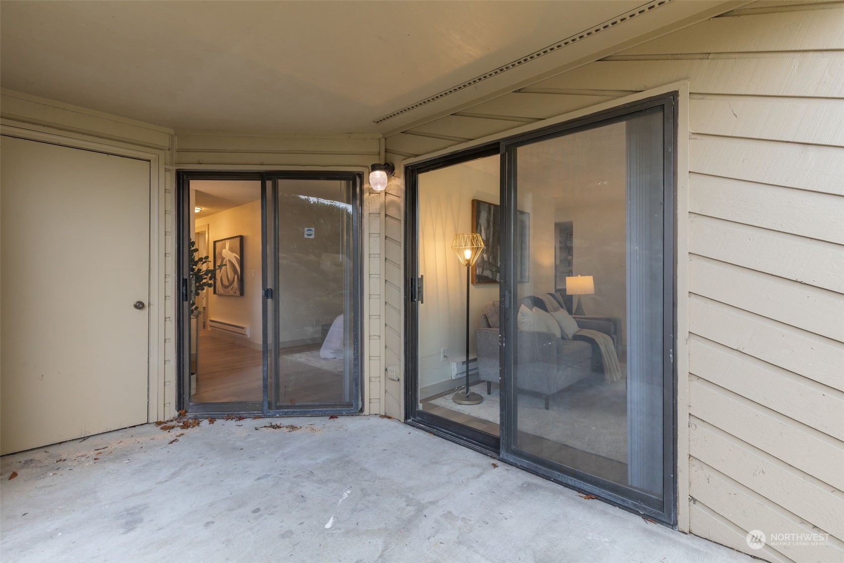 property viewer photo 26